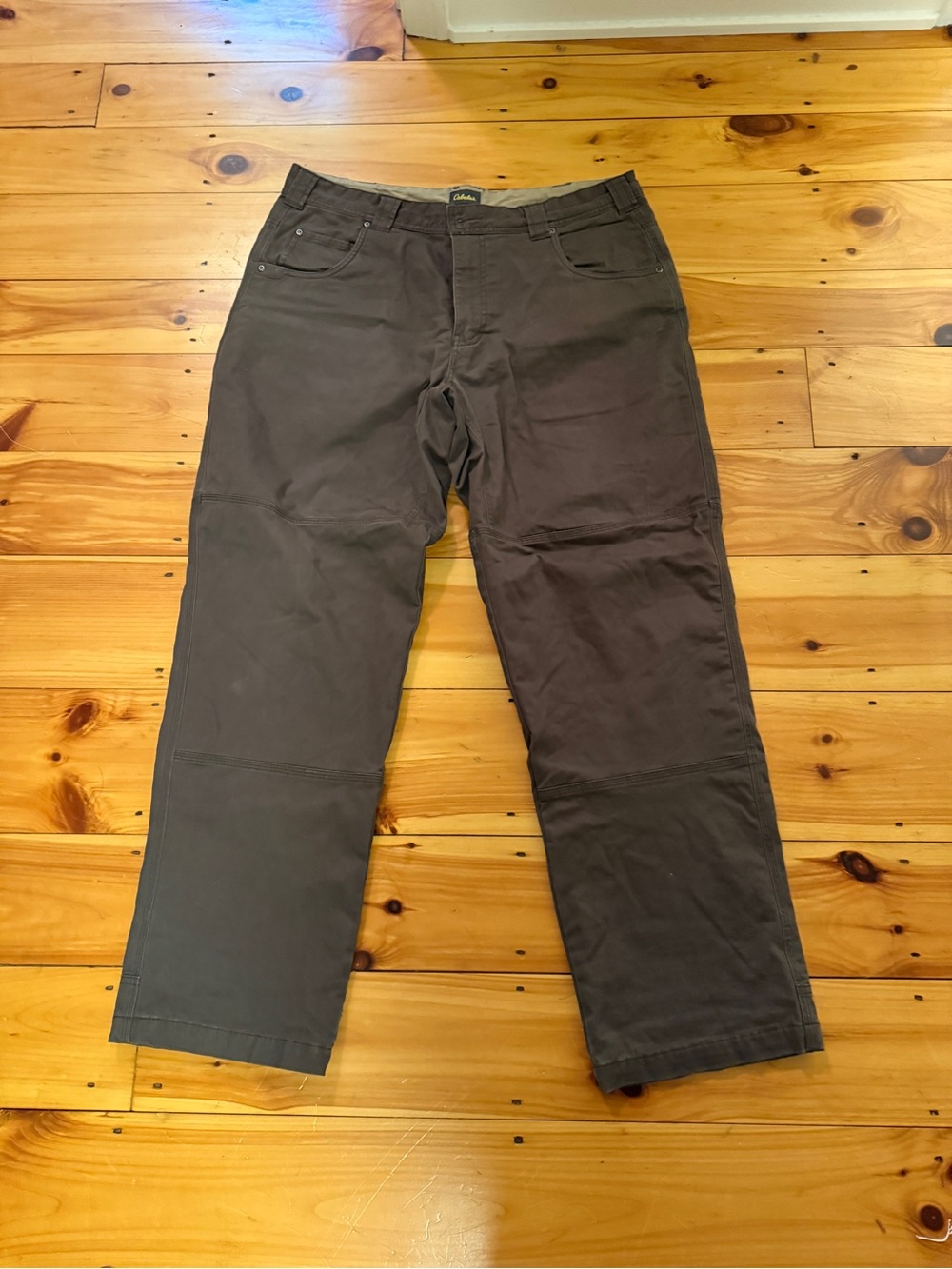 Cabela's Men's Dark Brown Cargo Pants